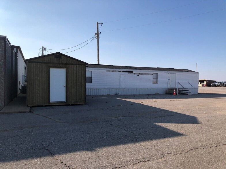 More Photos Of 11823 Highway 8, Fairview Industrial For Sale