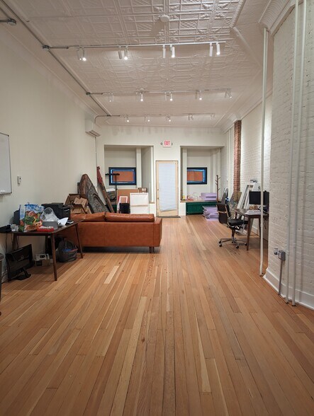 More Photos Of 186 Ocean Ave, Jersey City Storefront Retail Residential For Lease