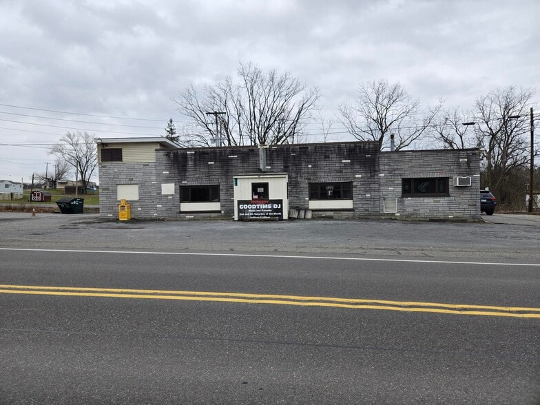 Primary Photo Of 1390 Broadway Rd, Milton Restaurant For Sale
