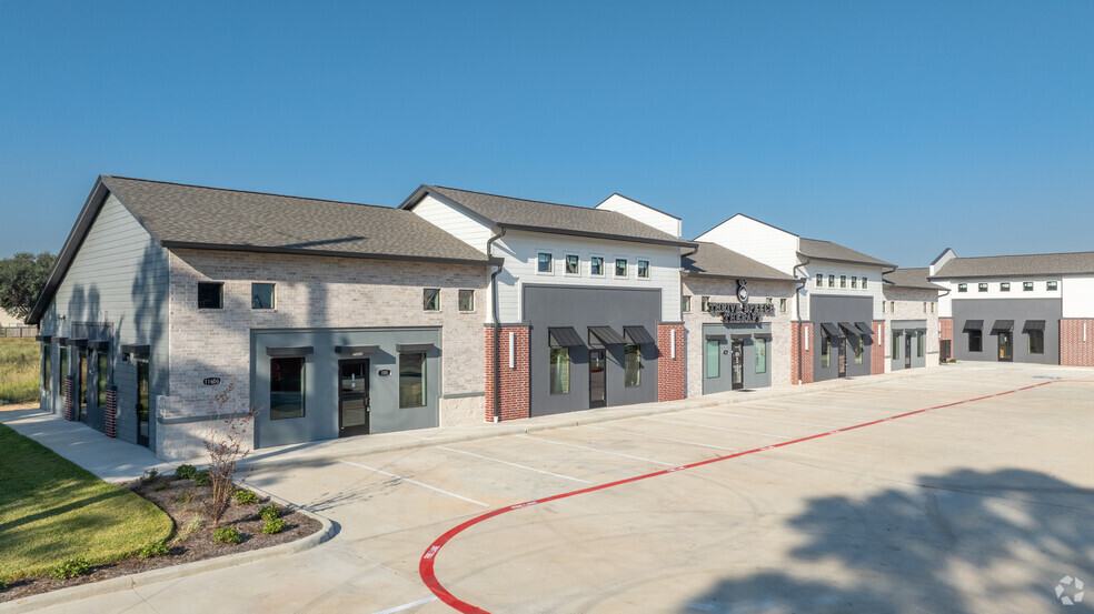 Primary Photo Of 11606 Westlock Dr, Tomball Medical For Lease