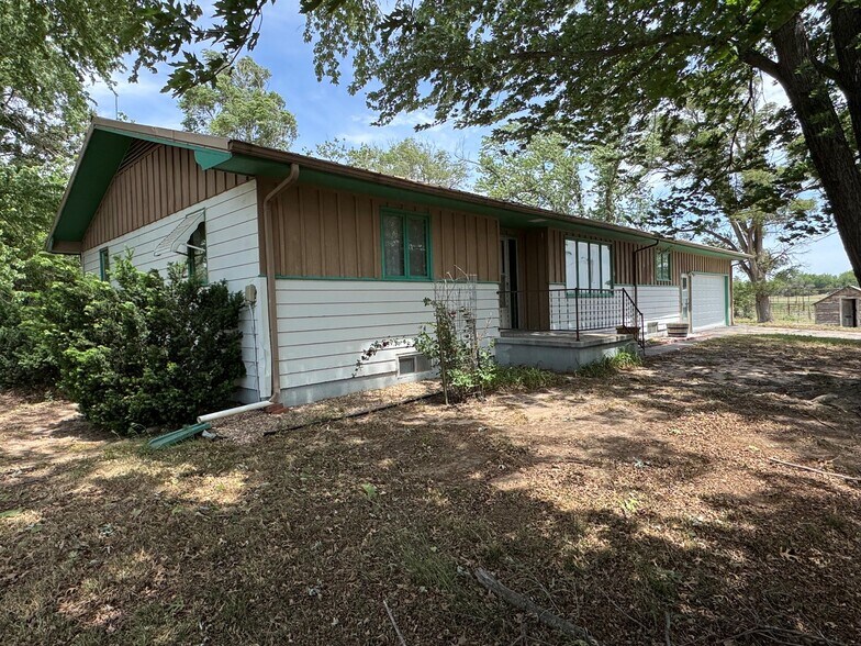 Primary Photo Of 914 N Burmac Rd, Burrton Land For Sale