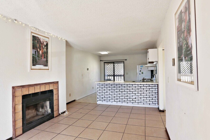 More Photos Of 935 Hathaway Dr, Colorado Springs Apartments For Sale