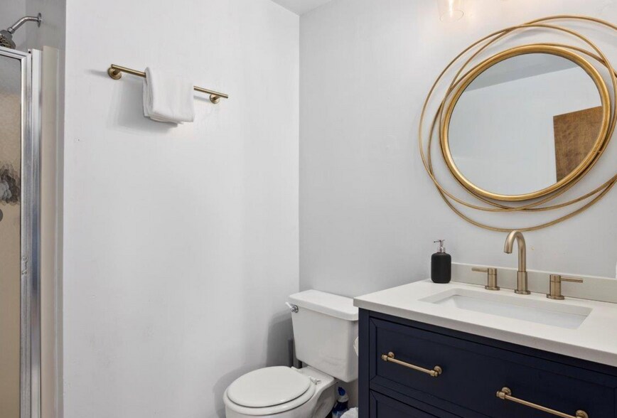 More Photos Of 454 William Ave, Davis Restaurant For Sale