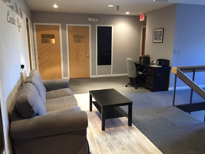 More Photos Of 55 Old Nyack Tpke, Nanuet Office Residential For Lease