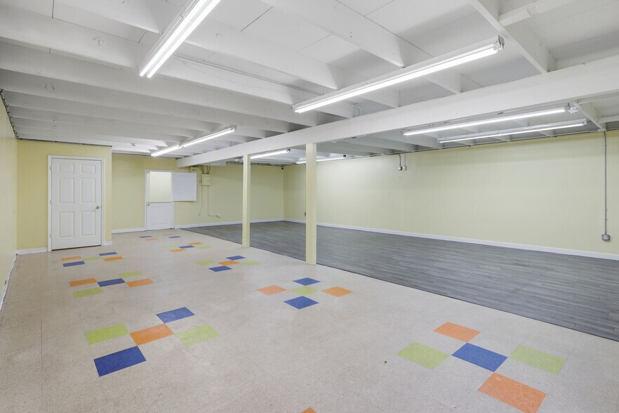 More Photos Of 346 N Volusia Ave, Orange City Office For Lease