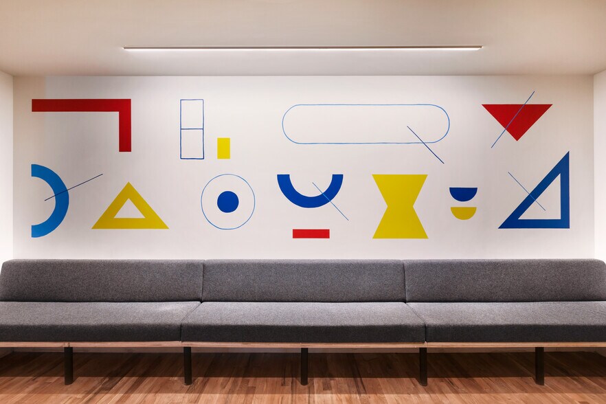 More Photos Of 135 Madison Ave, New York Coworking Space