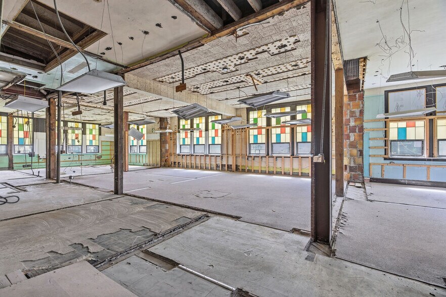 More Photos Of 642 S Main St, Central Square Office Residential For Lease