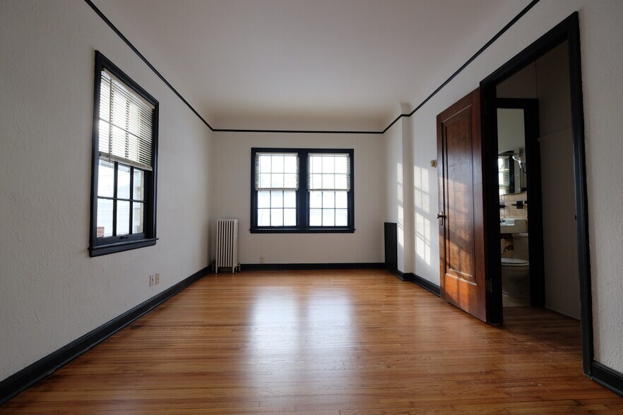 More Photos Of 3322 Blaisdell Ave, Minneapolis Apartments For Sale