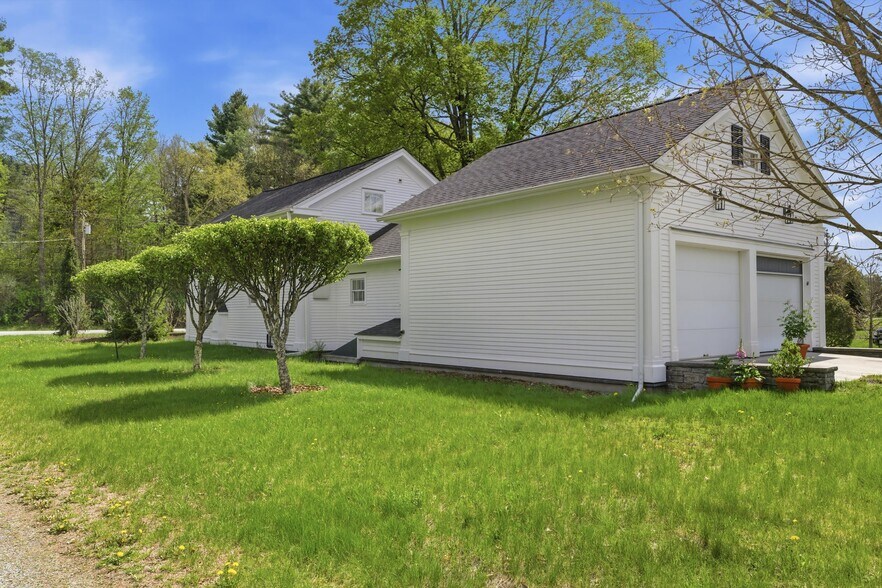 More Photos Of 1161 NY-313, Cambridge Multifamily For Sale