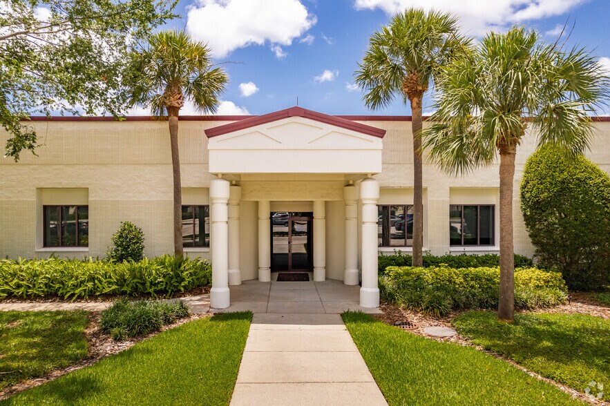 More Photos Of 7935 114th Ave, Largo Unknown For Lease