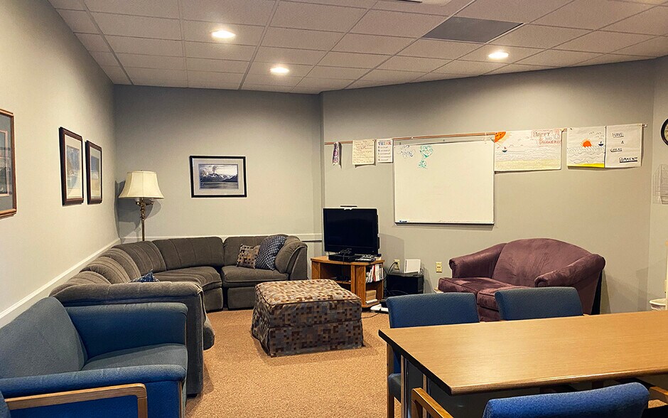 More Photos Of 2151 Linglestown Rd, Harrisburg Medical For Sale