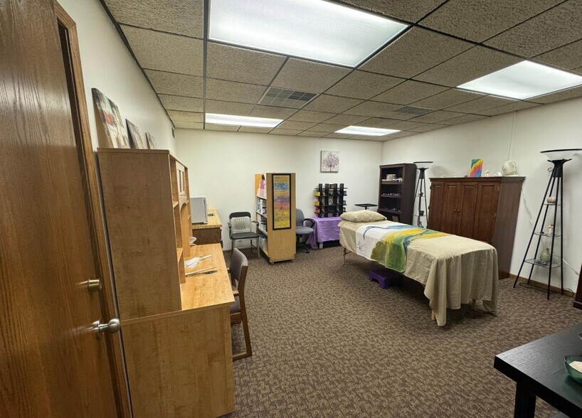 More Photos Of 221 S Union St, Mora Office For Sale