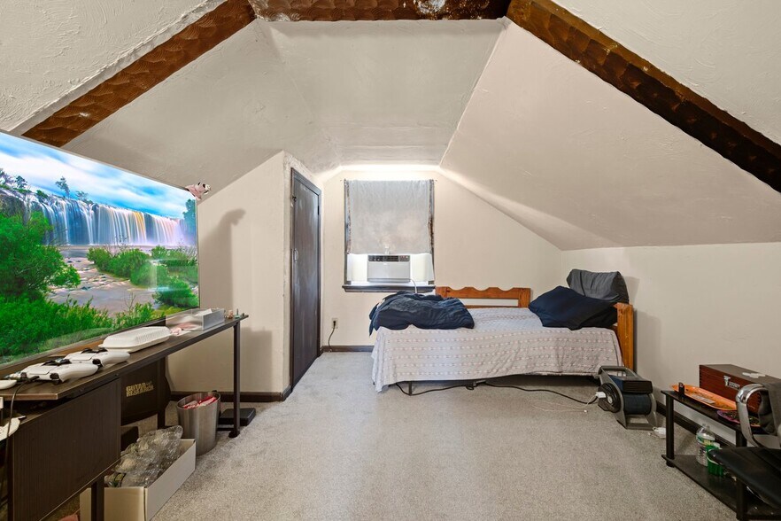 More Photos Of 1262-1264 US-22, Lebanon Auto Repair For Sale