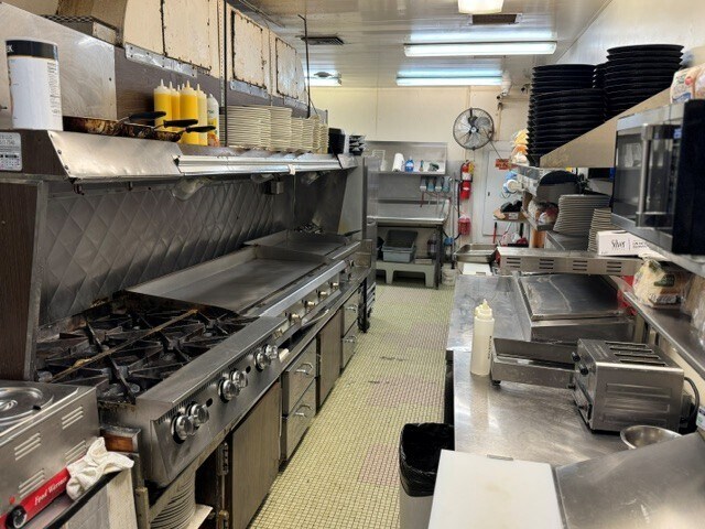 More Photos Of 244 N Pioneer Park Rd, Westfield General Retail For Lease