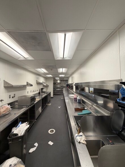 More Photos Of 2040 Bells Hwy, Walterboro Restaurant For Lease