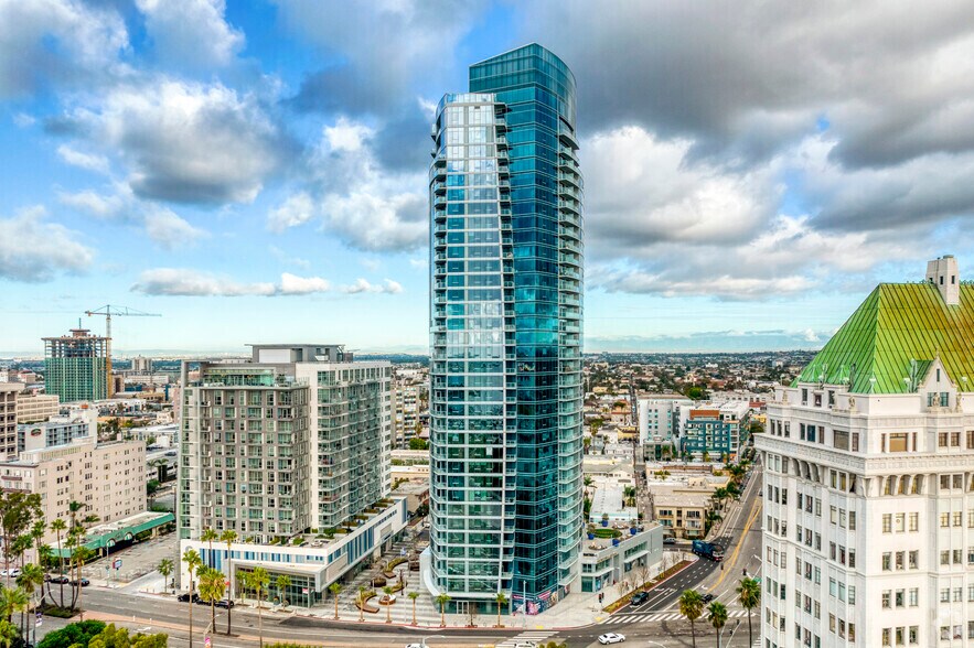 More Photos Of 777 E Ocean Blvd, Long Beach Apartments For Lease