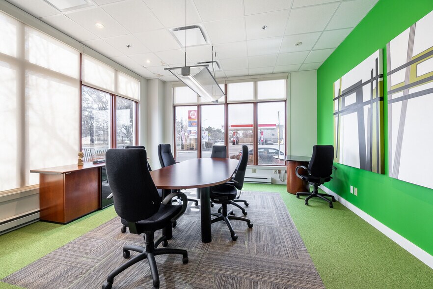 More Photos Of 250 Boul De La Concorde E, Laval Loft Creative Space For Sale