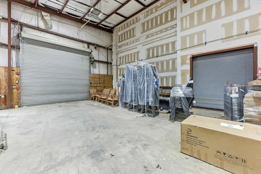 More Photos Of 4336 Cornelia Hwy, Lula Freestanding For Lease
