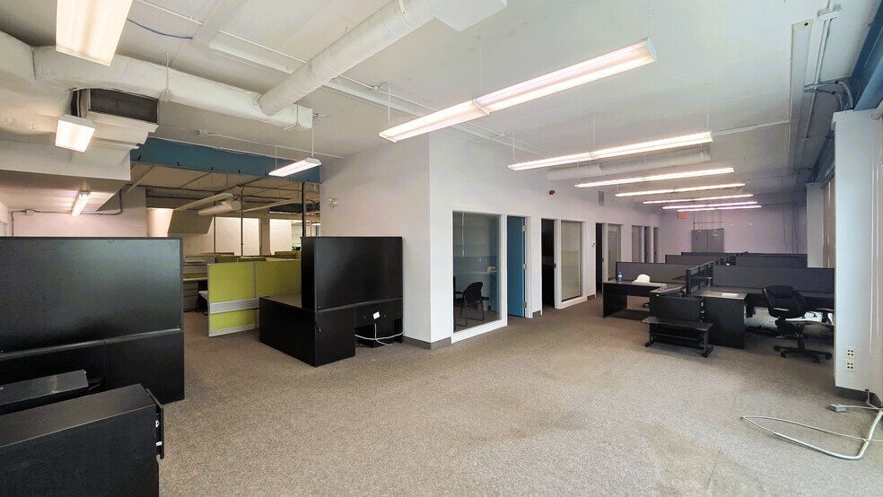 More Photos Of 20 Hyperion Crt, Kingston Office For Lease