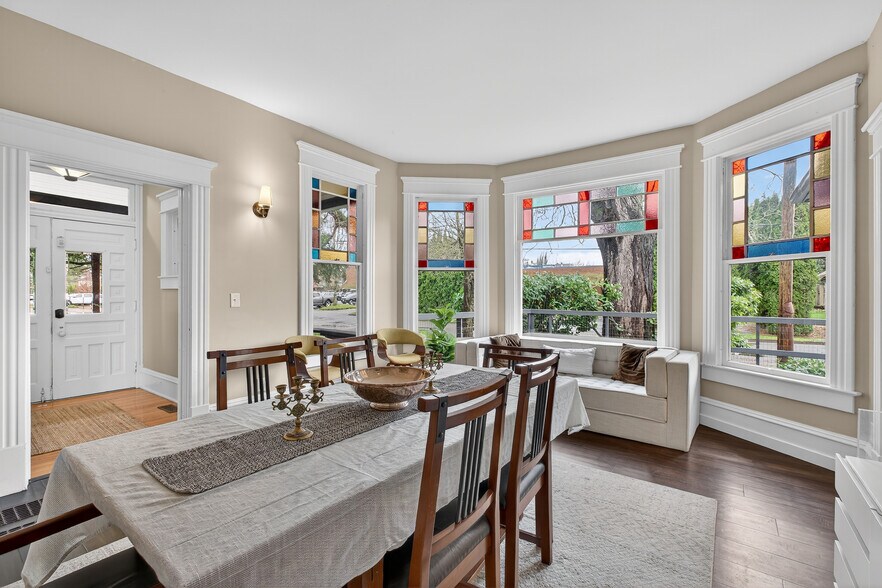 More Photos Of 1310 Ellsworth St, Bellingham Multifamily For Sale