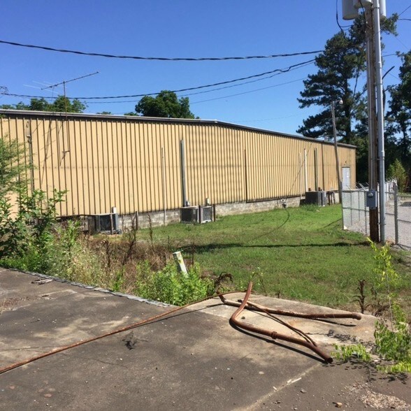 More Photos Of 41125 Us Highway 72, Stevenson Storefront For Sale