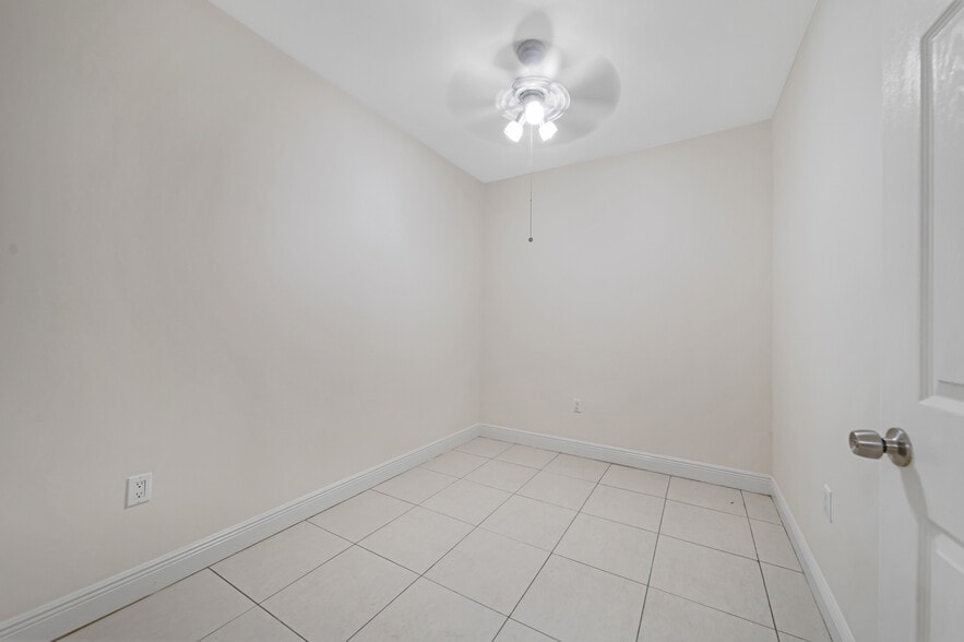 More Photos Of 931 SW 3rd St, Miami Apartments For Sale