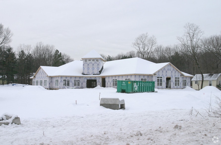 More Photos Of 1090 Meriden Waterbury Tpke, Cheshire Medical For Sale