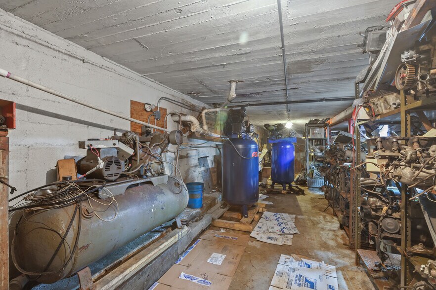 More Photos Of 19 Benefit St, Pawtucket Industrial For Sale