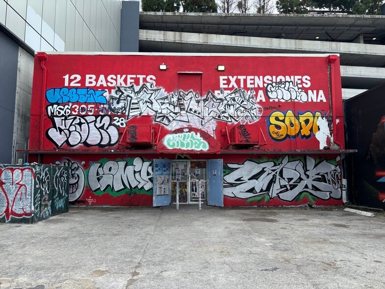 More Photos Of 560 NW 27th St, Miami Freestanding For Lease