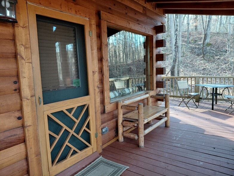 More Photos Of 504 Mountain View School Rd, Robbinsville Hotel For Sale