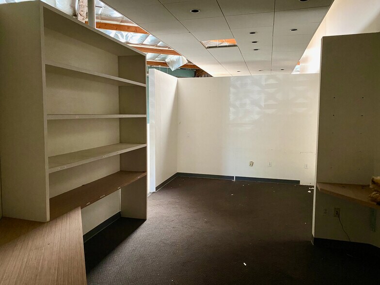 More Photos Of 650 S Raymond Ave, Pasadena Healthcare For Lease