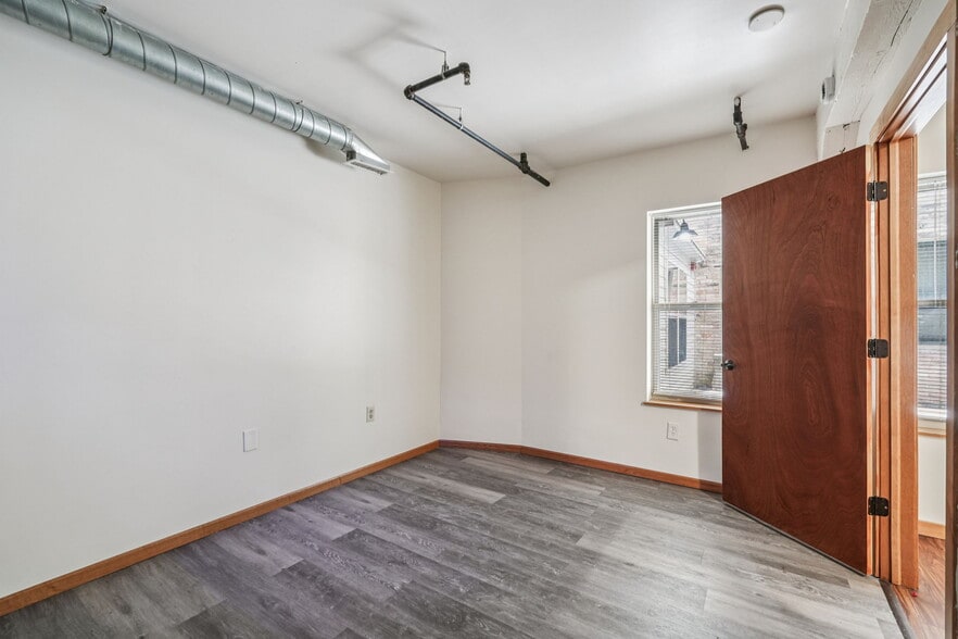 More Photos Of 134 Main St, Racine Apartments For Sale