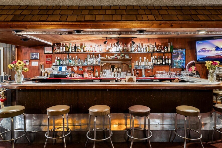 More Photos Of 535 Mill St, Grass Valley Restaurant For Sale