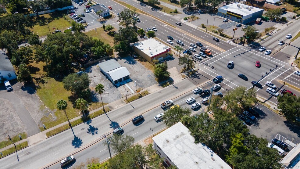 More Photos Of 108 9th Ave E, Bradenton Freestanding For Sale