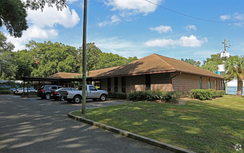 More Photos Of 908 S Parsons Ave, Brandon Medical For Lease