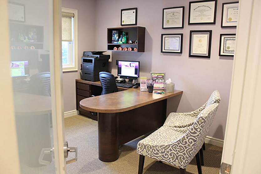 More Photos Of 186 W Veterans Hwy, Jackson Office For Sale