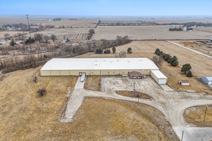 More Photos Of 777 Weaver Blvd, Wapello Industrial For Sale