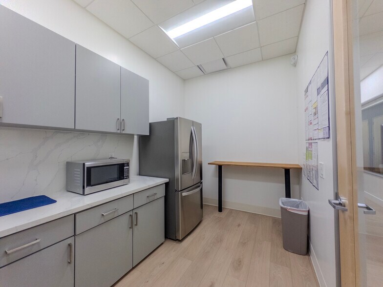 More Photos Of 17395 S Manthey Rd, Lathrop Medical For Sale