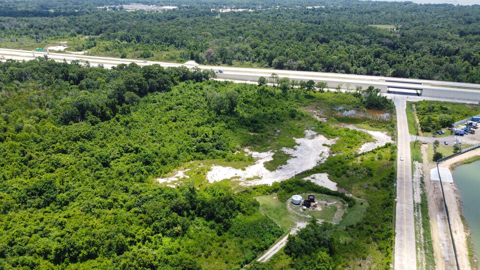 More Photos Of SH 146 Business @ S Main, Baytown Land For Sale