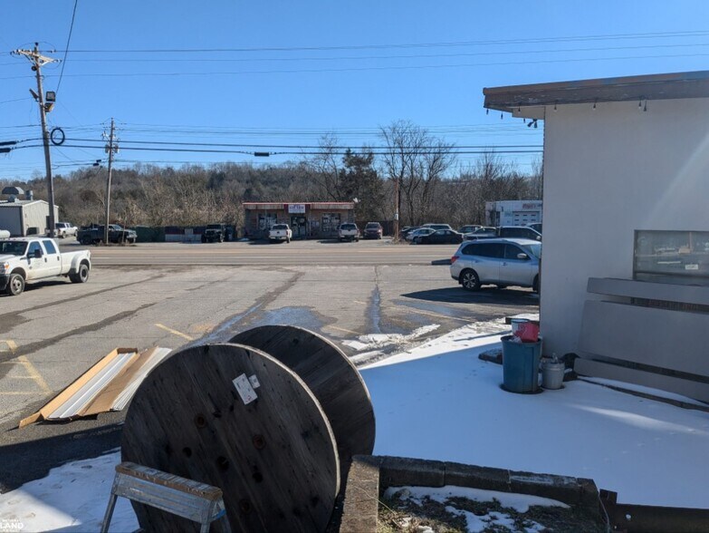 More Photos Of 1805 N Broad St, Tazewell Land For Sale