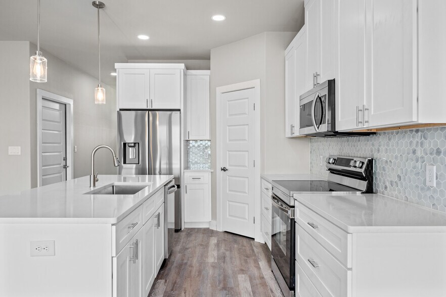 More Photos Of 15501 Cruiser Units st, Corpus Christi Multifamily For Sale