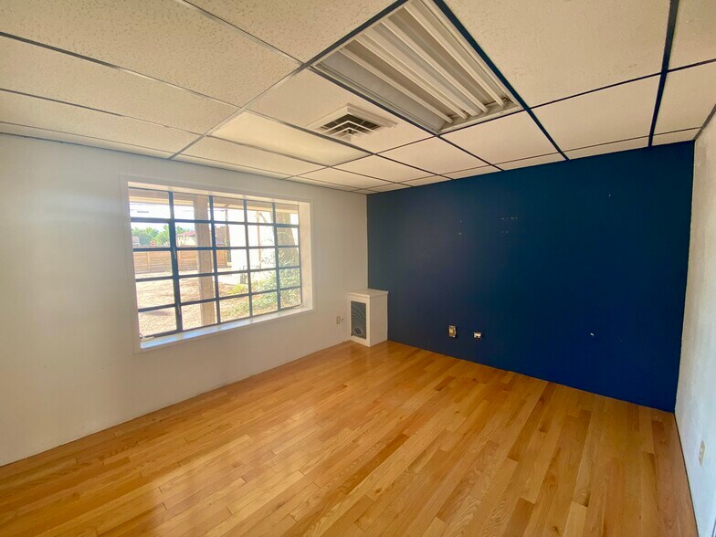 More Photos Of 714-718 Main St, Canon City Storefront For Sale