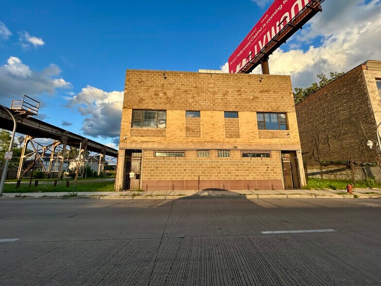 More Photos Of 5923-5927 S Wentworth Ave, Chicago Office Residential For Lease