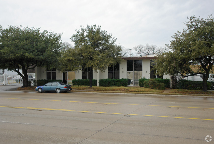 Primary Photo Of 1821-1825 N Beckley Ave, Dallas Industrial For Lease