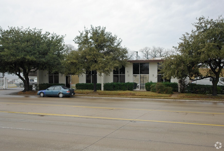 Primary Photo Of 1909 N Beckley Ave, Dallas Unknown For Lease
