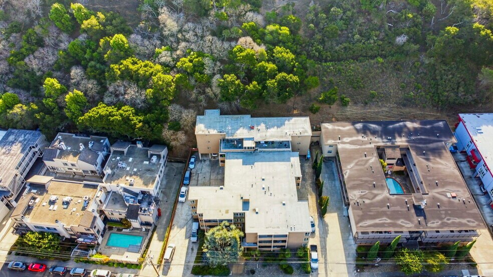 More Photos Of 2421 Carlmont Dr, Belmont Apartments For Sale
