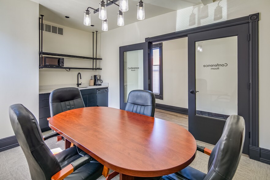 More Photos Of 512 W Idaho St, Boise Office For Lease