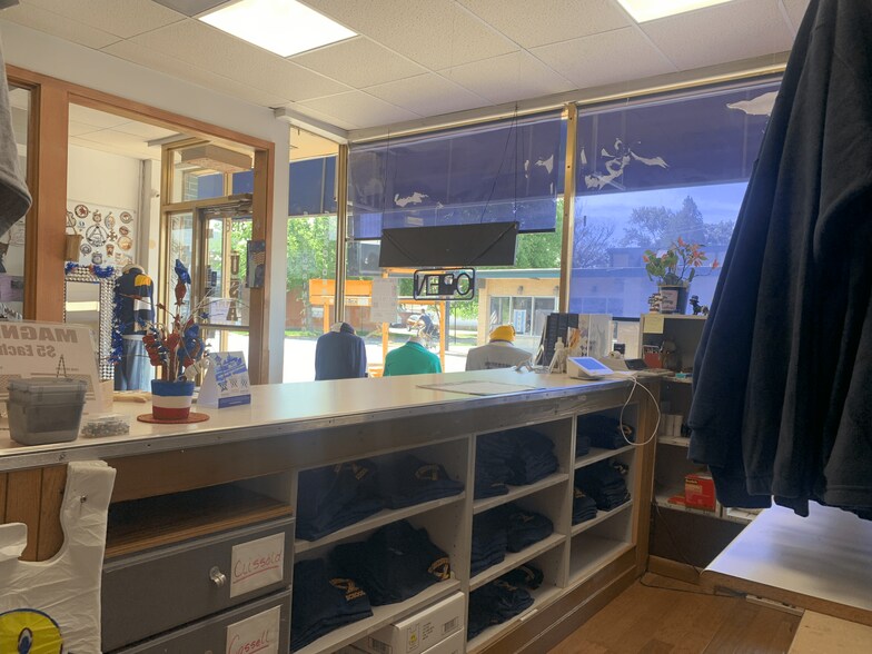 More Photos Of 3136 W 111th St, Chicago Storefront For Sale