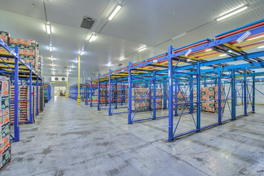 More Photos Of 901 W Owassa Rd, Edinburg Warehouse For Lease