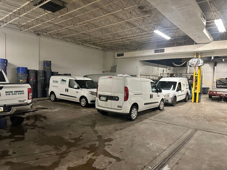 More Photos Of 2801 Bell Ave, Des Moines Warehouse For Lease